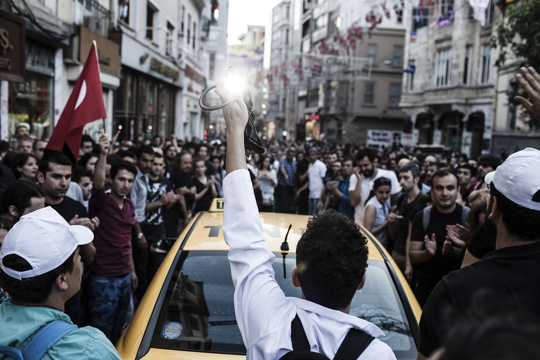 TURKEY_ISTANBUL_CLASHES_DOCTORS_20130604_4263.jpg